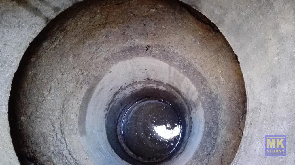 Propadlé skruže a vzniklá kaverna