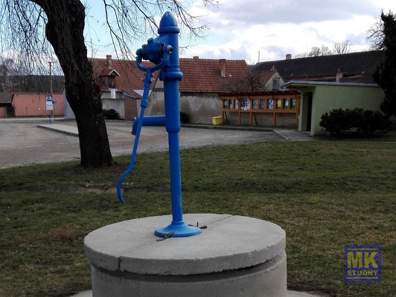Obecní studna v Petrovicích